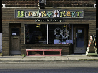 Image of the Bleeding Heart Bakery facade sign in Lakeview Chicago,IL